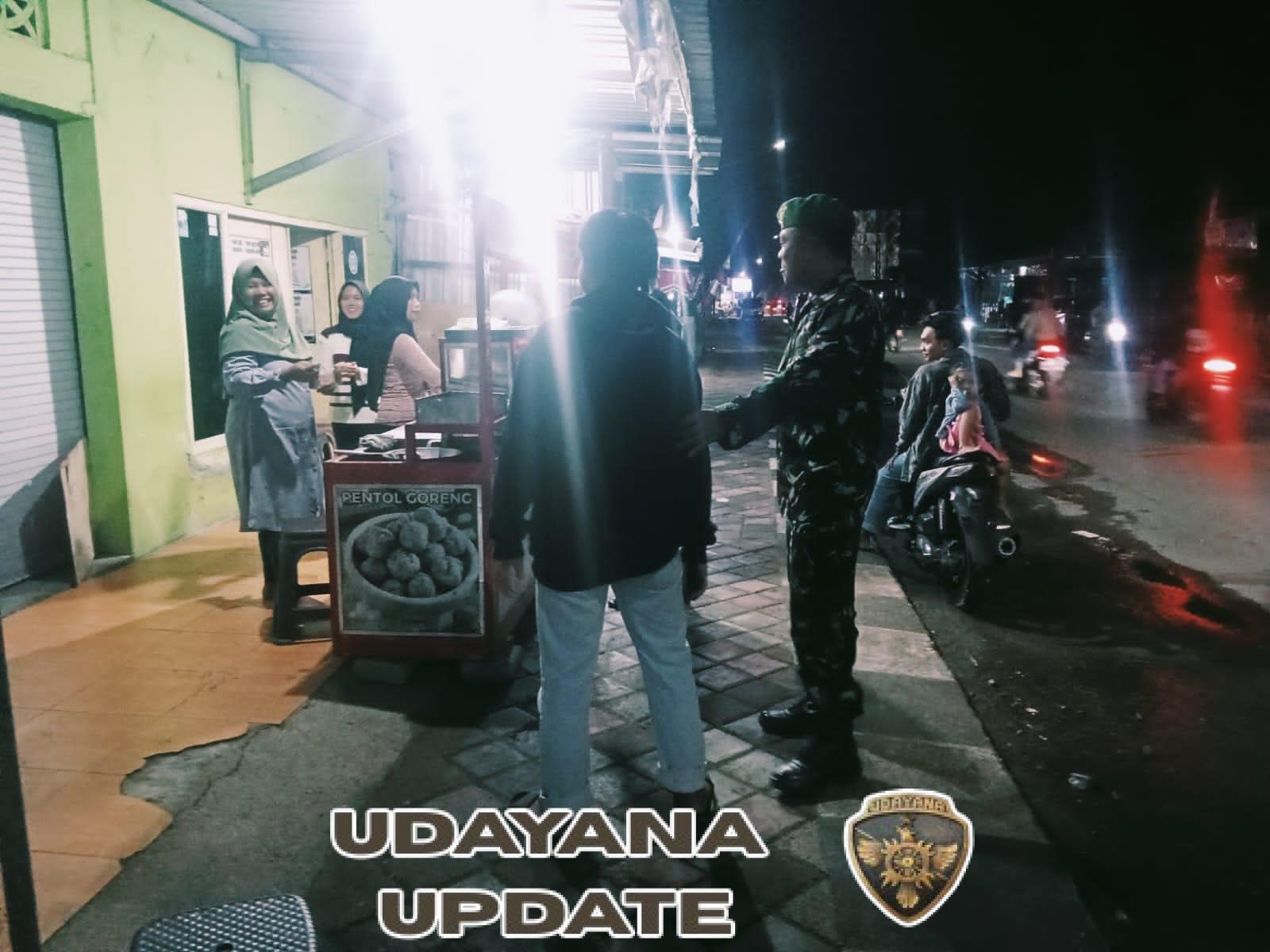 Babinsa Koramil 1628-01/Taliwang Gelar Patroli Malam, Ajak Warga Jaga Ketentraman dan Keamanan