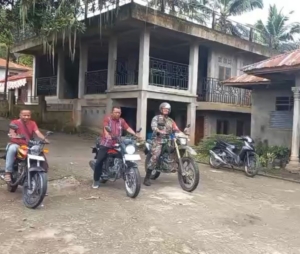 Patroli Wilayah Koramil 05/Bola, Wujud Pengabdian Babinsa Di Wilayah Binaan