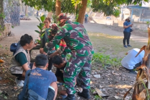 Menteri Lingkungan Hidup RI bersama Kodim 1611/Badung Tanam Pohon di Taman Kehati