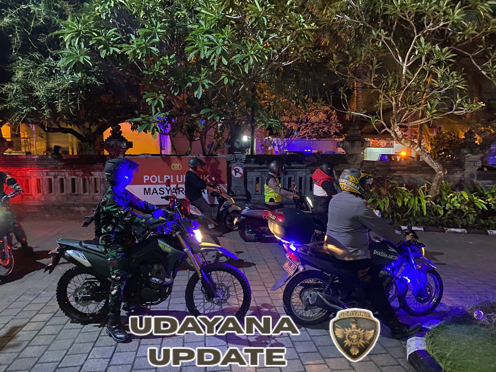 Babinsa dan Polri Gelar Patroli Gabungan di Wilayah Kuta Selatan