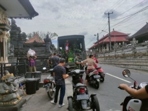 Gerakan Pangan Murah, Kodim Tabanan dan Bulog Salurkan Beras SPHP di Wilayah Kabupaten