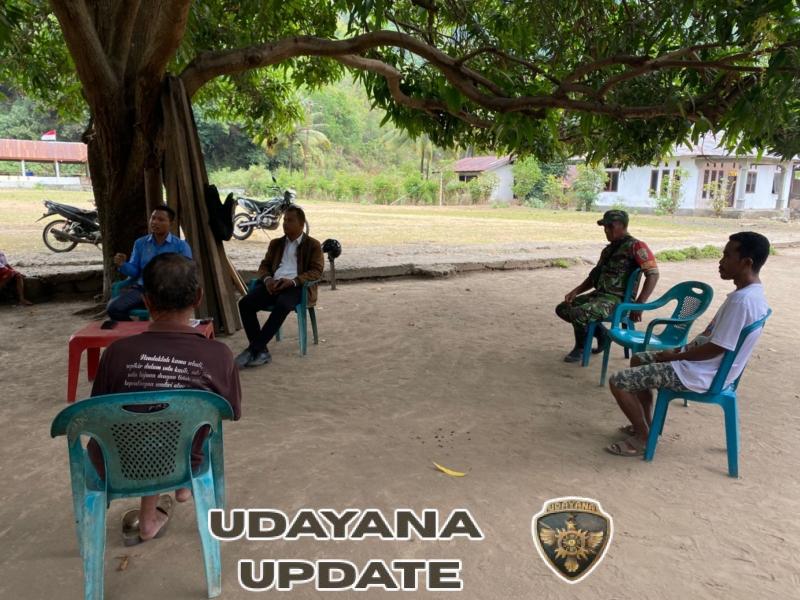 Babinsa Koramil 1602-04/Maurole Laksanakan Pamwil dan Komsos di Desa Neotonda, Kecamatan Kotabaru