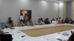 FRB dan Keluarga Besar Mamiq Kalsum Geruduk Kantah BPN/ATR Lombok Tengah Tuntut Keadilan Tanah