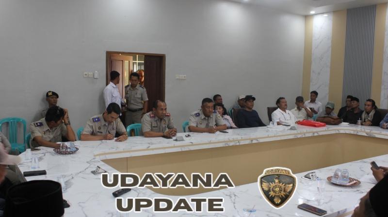 FRB dan Keluarga Besar Mamiq Kalsum Geruduk Kantah BPN/ATR Lombok Tengah Tuntut Keadilan Tanah