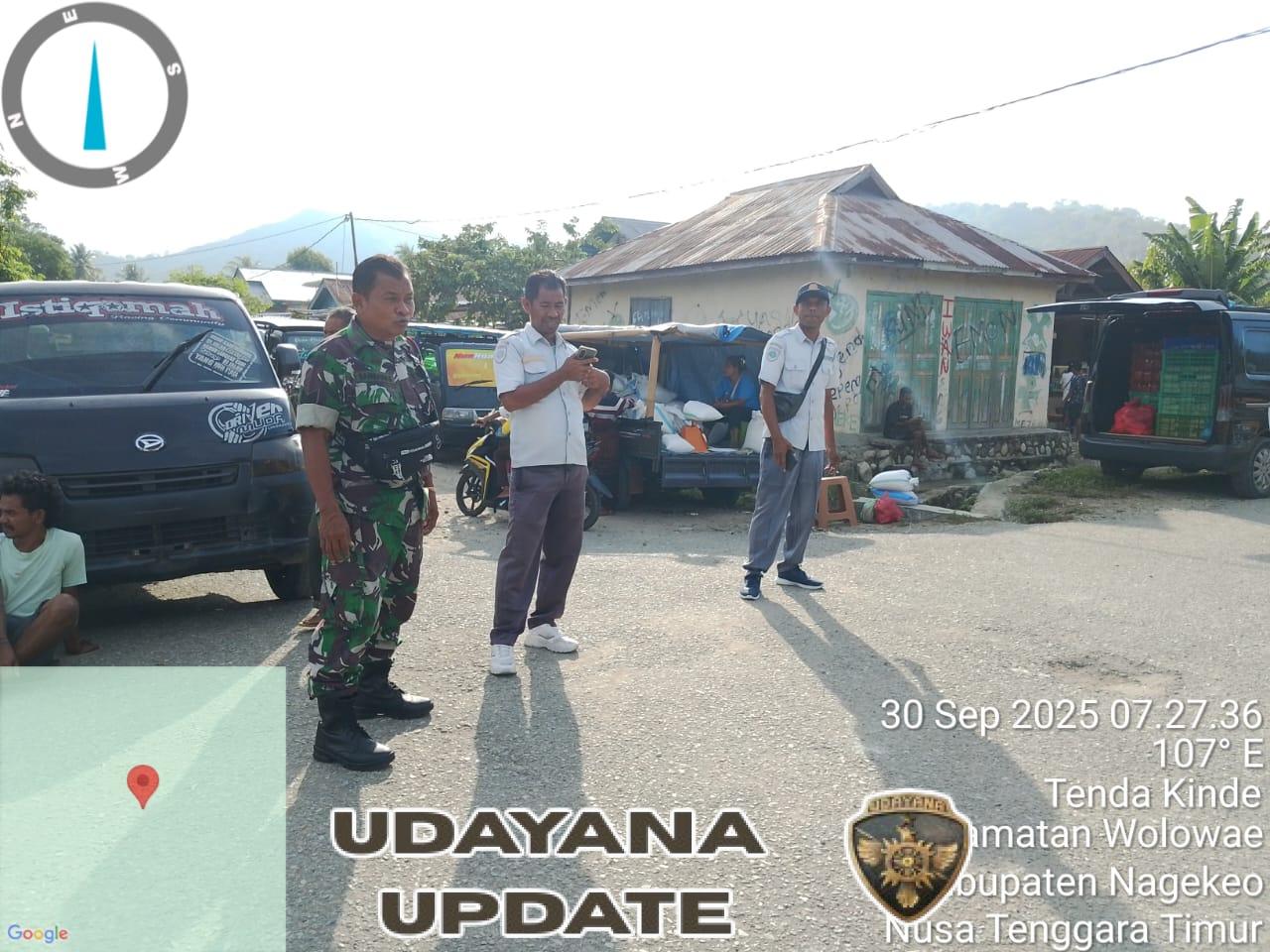 Babinsa Ramil 1602-01/Ende Gelar Komsos dan Pamwil Bersama Warga Dusun Maukaro