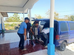 Babinsa Koramil 1627-01/Ba’a Dampingi Pelaksanaan Program Makanan Bergizi Gratis di Rote Ndao