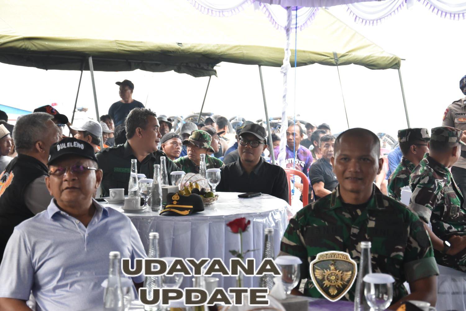 Danrem 163/Wirasatya Pasang Terumbu Karang dan Bagikan Sembako di Buleleng Sambut HUT TNI ke-80