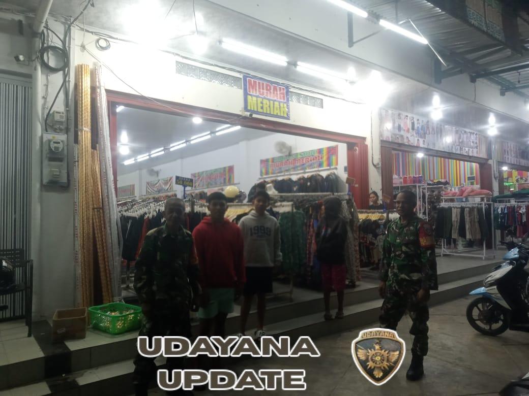 Babinsa Koramil 1627-01/Baa Gelar Patroli Malam di Kelurahan Mokdale