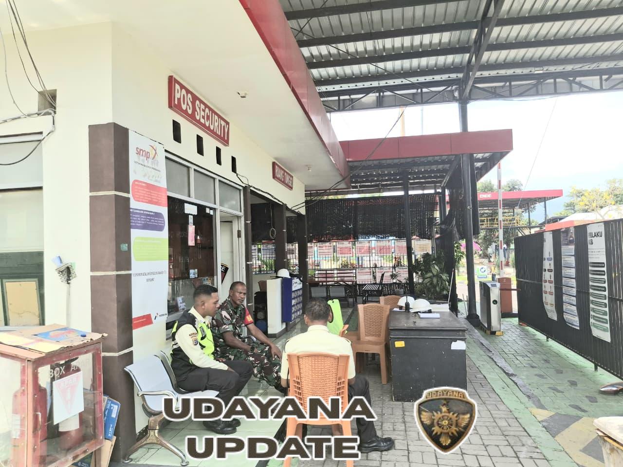 Babinsa Sigap Atasi Kelangkaan BBM di Ende, Turun Langsung ke Lapangan