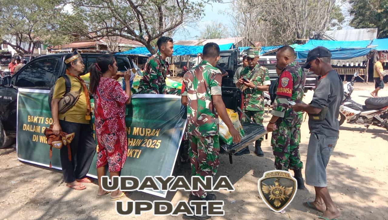 Antusias Warga Sambut GPM Kodim 1625/Ngada di Depan Pasar Danga