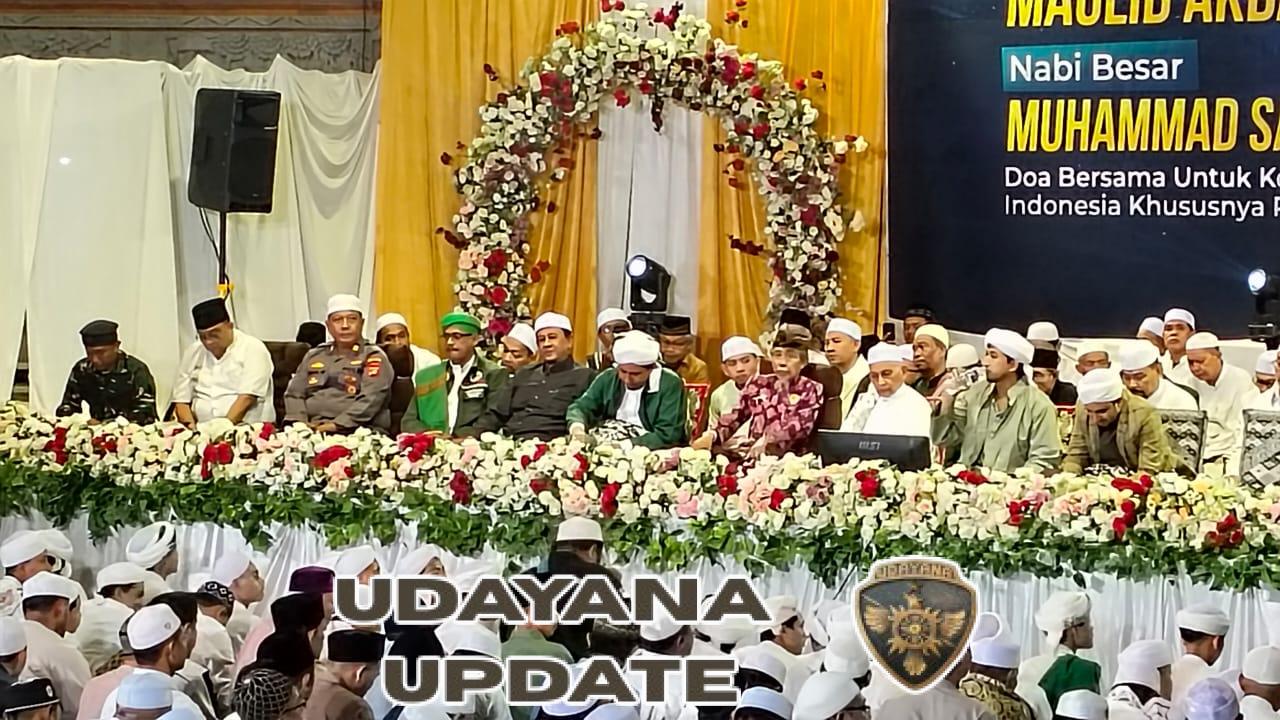 Untaian Doa Untuk Keselamatan NKRI Warnai Tabligh Akbar Maulid Nabi Muhammad SAW 1447 H Di Kabupaten Klungkung