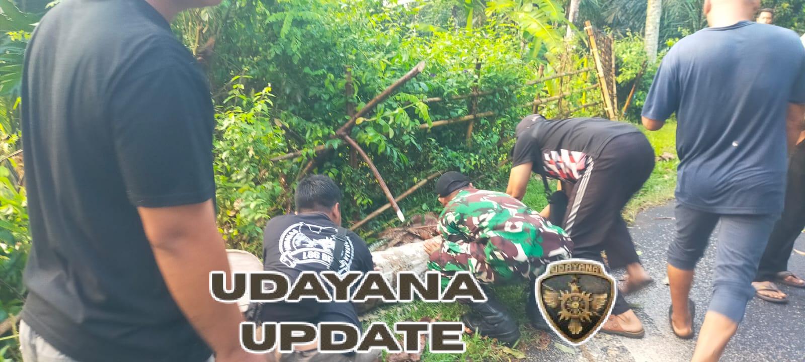 Babinsa 1623-01/Karangasem himbau warga lebih berhati-hati memasuki musim hujan, sangat rawan terjadi bencana.