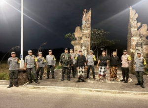 Sinergi TNI, Polri, Linmas, dan Pecalang Desa Taman Perkuat Keamanan Lewat Patroli Malam