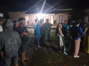 ‎Anggota Koramil 1607-09/Utan Rutin Laksanakan Patroli, Antisipasi Gangguan Kamtibmas