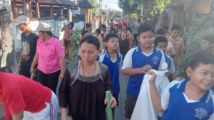 Jumat Bersih Bersama Babinsa dan Perangkat Desa, Tingkatkan Kualitas Lingkungan