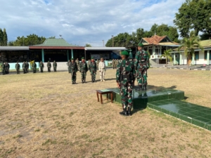 Upacara Bendera 17-an di Makodim 1603/Sikka Berlangsung Khidmat dan Penuh Semangat Kebangsaan