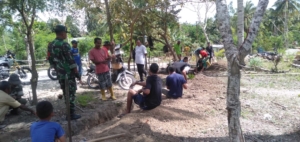 Babinsa Serka Hery Sujibto Motifasi Warga Laksanakan Karbak