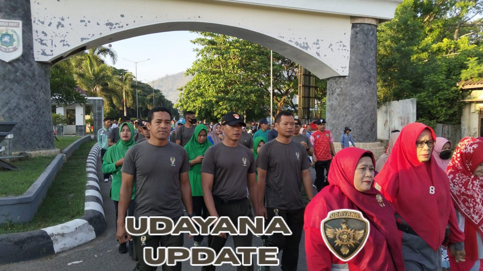 Sinergi TNI dan Masyarakat, Koramil 1628-01/Taliwang Ikut Sukseskan Jalan Sehat HARHUBNAS 2025