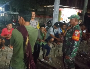 Serka Arya Toni Haris Edukasi Warga soal Optimalisasi Lahan dan Bahaya Pembakaran saat Patroli
