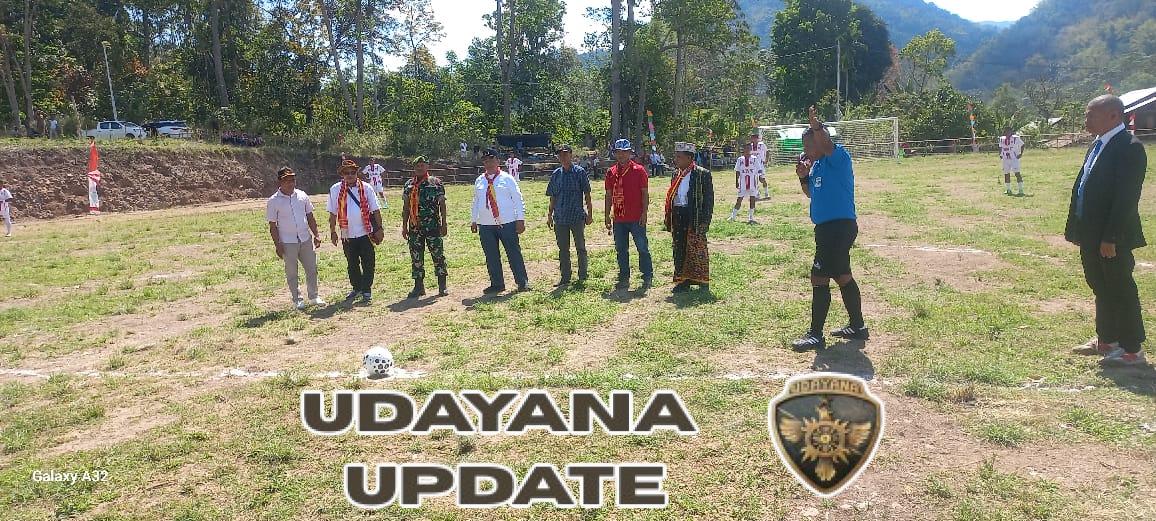 Danramil 1612-04/Elar Bersama Forkopimda Buka Turnamen Bupati Cup IX Manggarai timur
