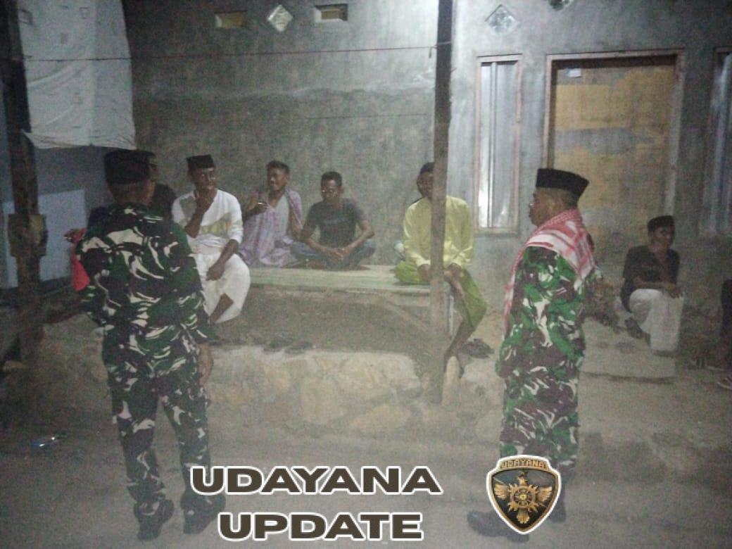Patroli Malam di Desa Kowo, Babinsa dan Warga Bersinergi Antisipasi Gangguan Keamanan