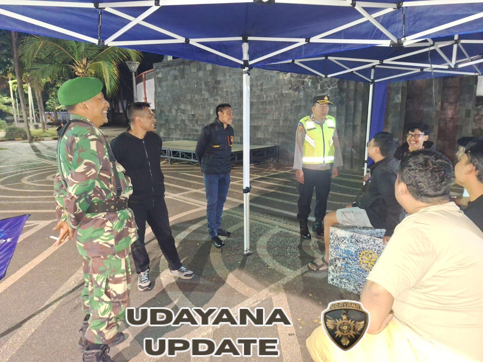 Koramil jajaran Kodim 1623/Karangasem laksanakan patroli bersama Polsek, upaya pelihara kondusifitas wilayah.