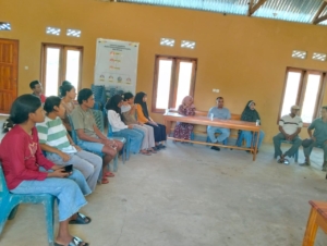 Melalui Komsos, Babinsa Ajak Warga Holulai Perkuat Persaudaraan di Kalangan Remaja