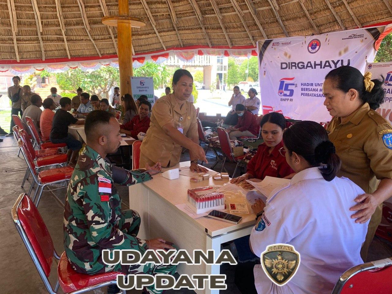 Sinergi Satgas Pamtas dan PMI TTU pada Kegiatan Donor Darah di Wini