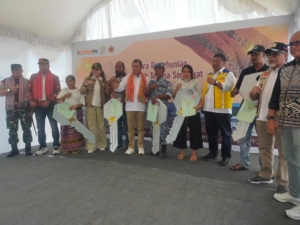 Penyerahan Rumah Eks Timor-Timur Dihadiri Bupati Dan Dandim