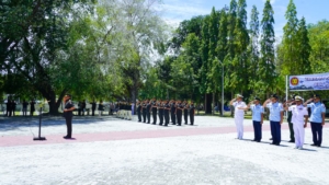 Peringati HUT TNI, Danrem 161/WS Bersama Jajaran TNI NTT Laksanakan Ziarah Nasional di TMP Seroja