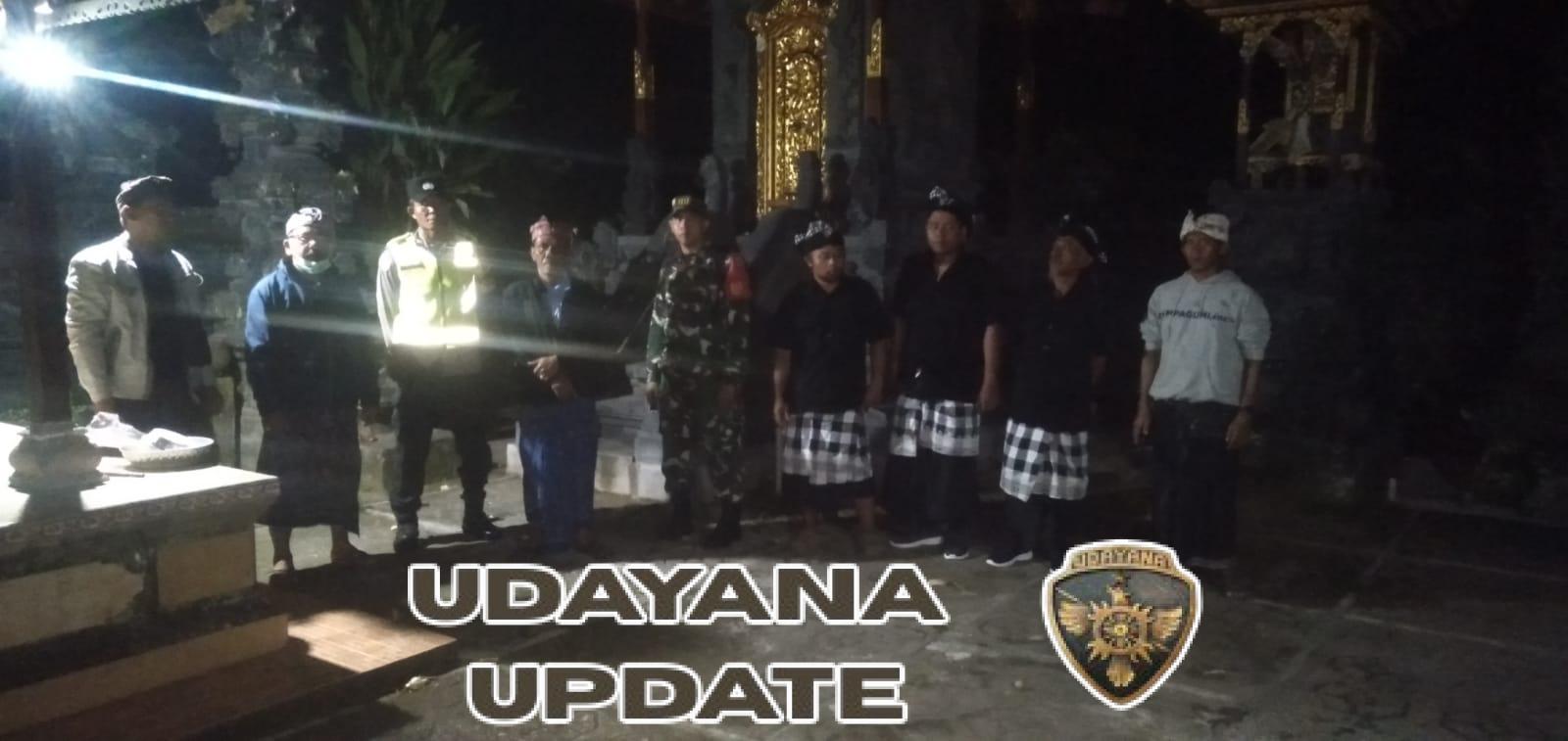 Babinsa dan Aparat Desa Timpag Gelar Patroli Bersama Demi Ciptakan Lingkungan Kondusif