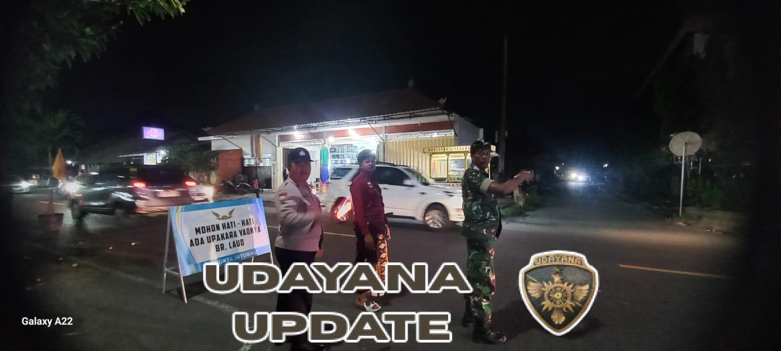 Wujud Dukungan Babinsa, Piodalan di Desa Blahbatuh Berjalan Aman dan Khidmat