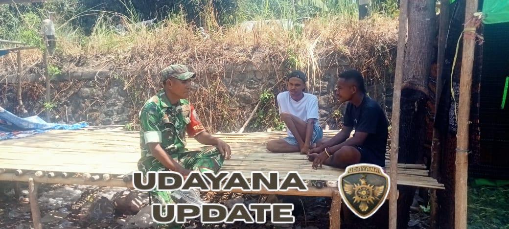 Dekatkan Diri dengan Warga, Babinsa Hadir di Tengah Masyarakat Tou Barat