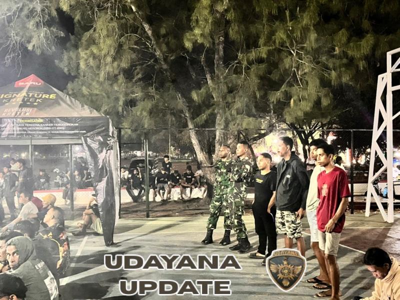 Ciptakan Rasa Nyaman, Kodim 1601/Sumba Timur Gelar Patroli MalamCiptakan Rasa Nyaman, Kodim 1601/Sumba Timur Gelar Patroli Malam