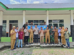 Wujud Sinergi, Babinsa Koramil 1625-05/Aesesa Ikut Serta dalam Rapat Pertanian di Desa Tendakinde