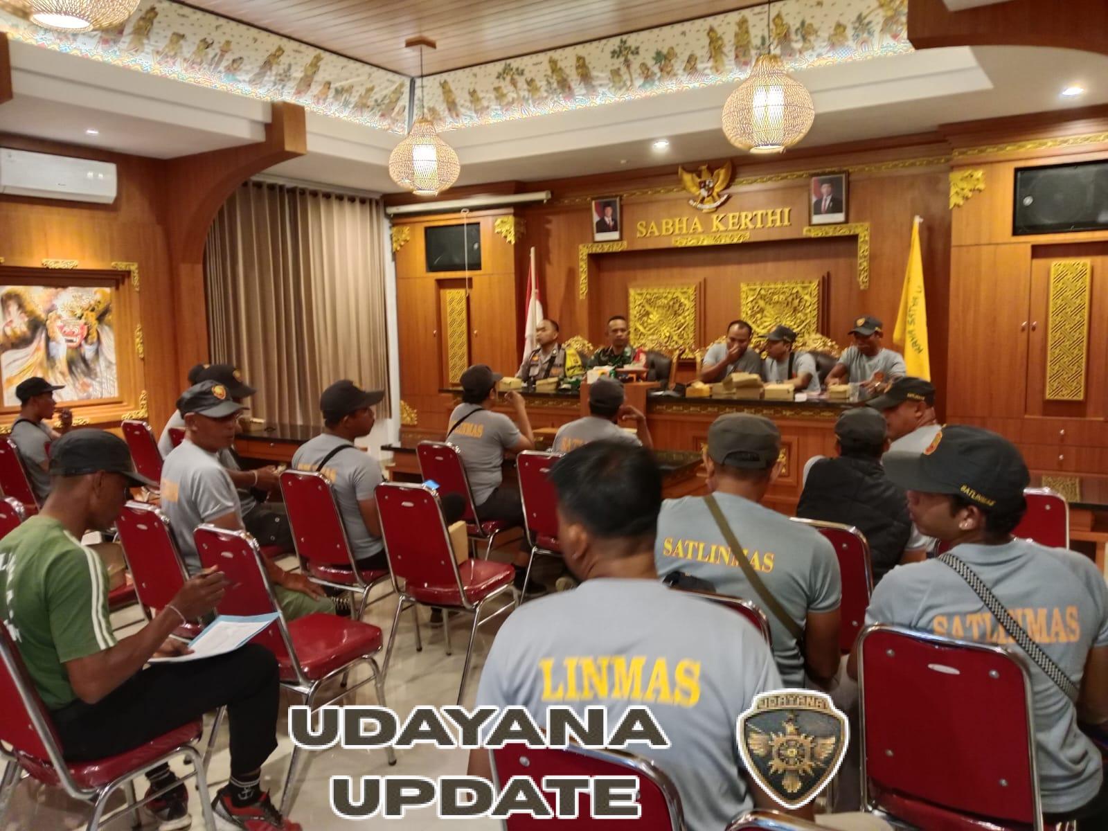 Evaluasi Pelaksanaan Tupoksi, Babinsa Tojan Hadiri Rapat Triwulan III Linmas