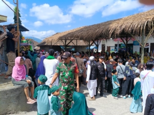 Jaga ketertiban, dan kelancaran acara pawai Taaruf dalam rangka hari raya maulid nabi muhammad SAW ke 1447 H, Desa Bungaya Kangin laksanakan pengamanan.