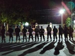 Patroli Gabungan Tim Keamanan  Pastikan Keamanan di Kecamatan Woha