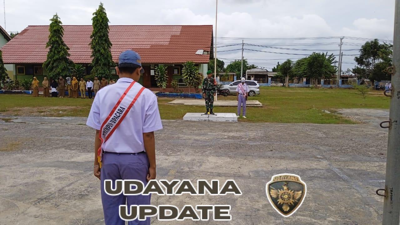 Motivasi Generasi Muda, Babinsa Labangka Ajak Siswa SMKN 1 Jauhi Narkoba dan Pergaulan Bebas