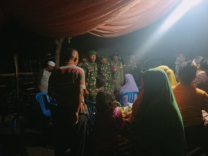 Cegah Gangguan Kamtibmas, TNI dan Linmas Laksanakan Patroli Malam di Kecamatan Ambalawi