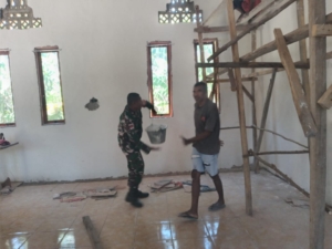 Bantu Bangun Gedung Gereja, Babinsa Dukung Pembagunan Rumah Ibadah Di Wilayah Binaan