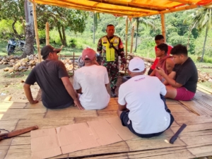 Serda Antonius Wae Bangun Kedekatan dengan Warga Lewat Komsos di Wilayah Binaan