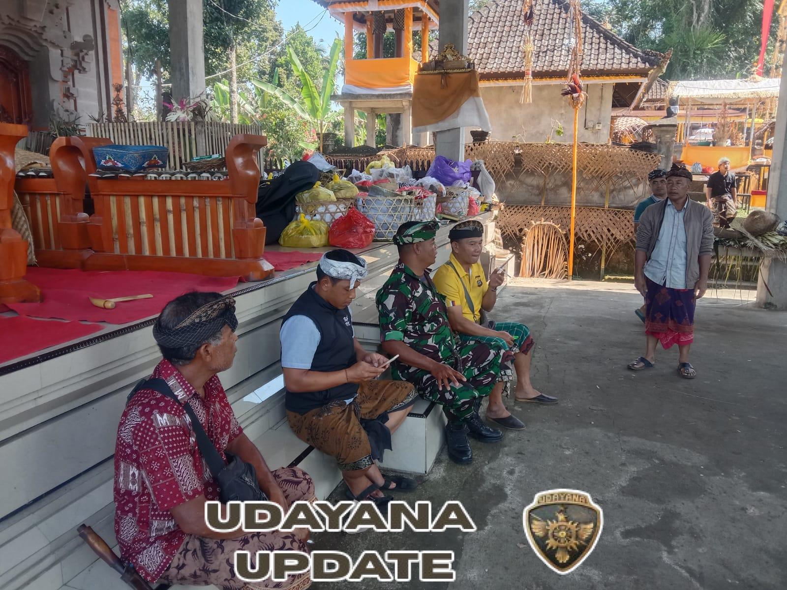 Sinergi Babinsa dan Bhabinkamtibmas Dukung Upacara Adat di Desa Kerta