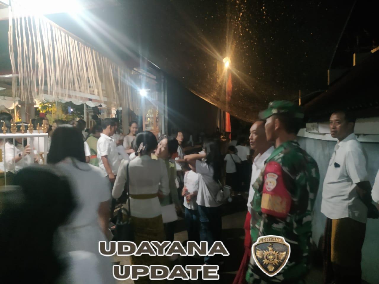 Wujudkan Kegiatan Suci yang Kondusif, Babinsa Petandakan Bersinergi Amankan Kathina Puja