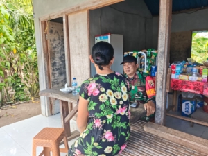 Babinsa Ped Gelar Komunikasi Sosial Bersama Warga Di Sental Kangin