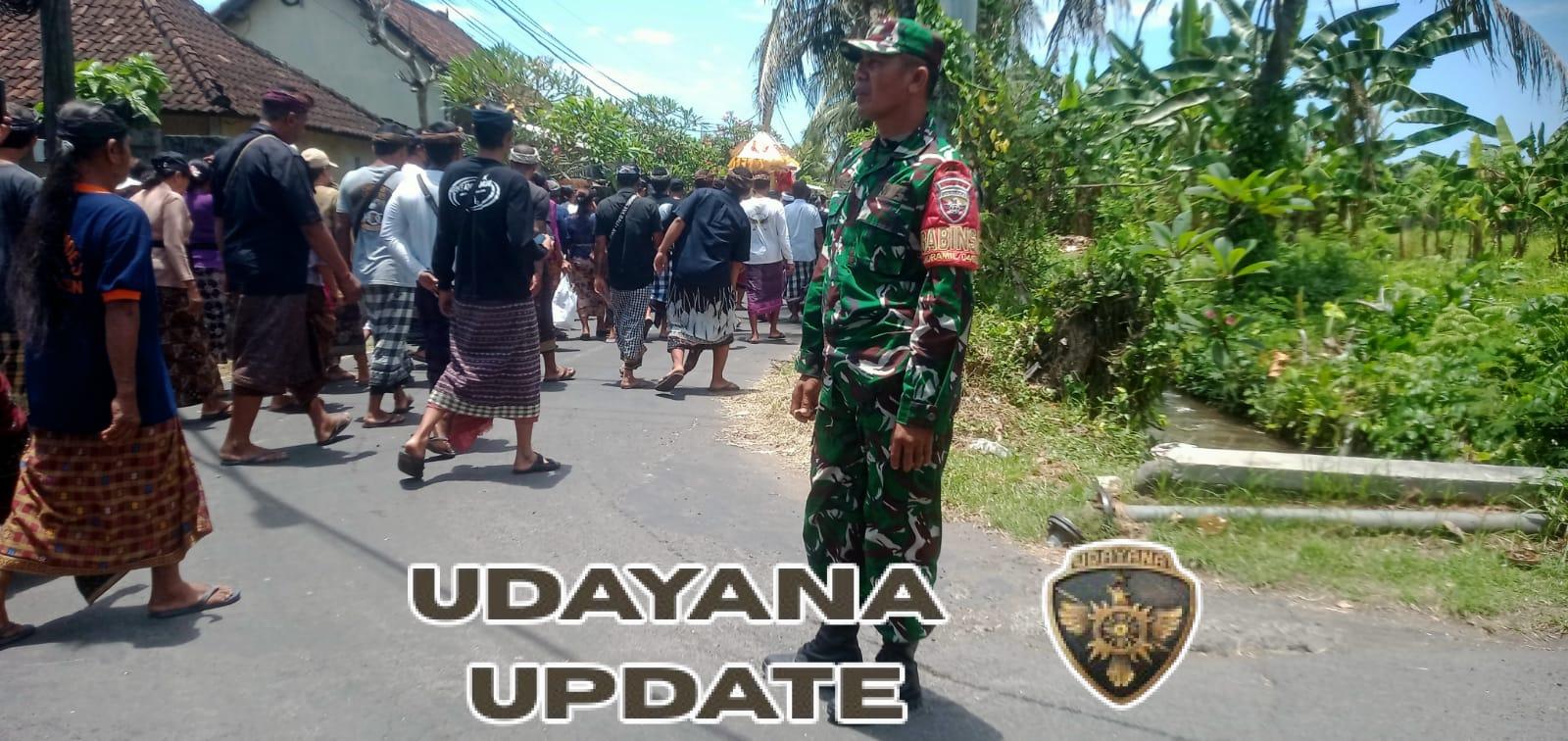 Sinergi Babinsa, Bhabinkamtibmas, dan Pecalang Amankan Upacara Pelebon