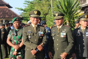 Penghormatan Kepada Pahlawan, Personel dan Persit Kodim Tabanan Hadiri Ziarah Nasional di Tabanan