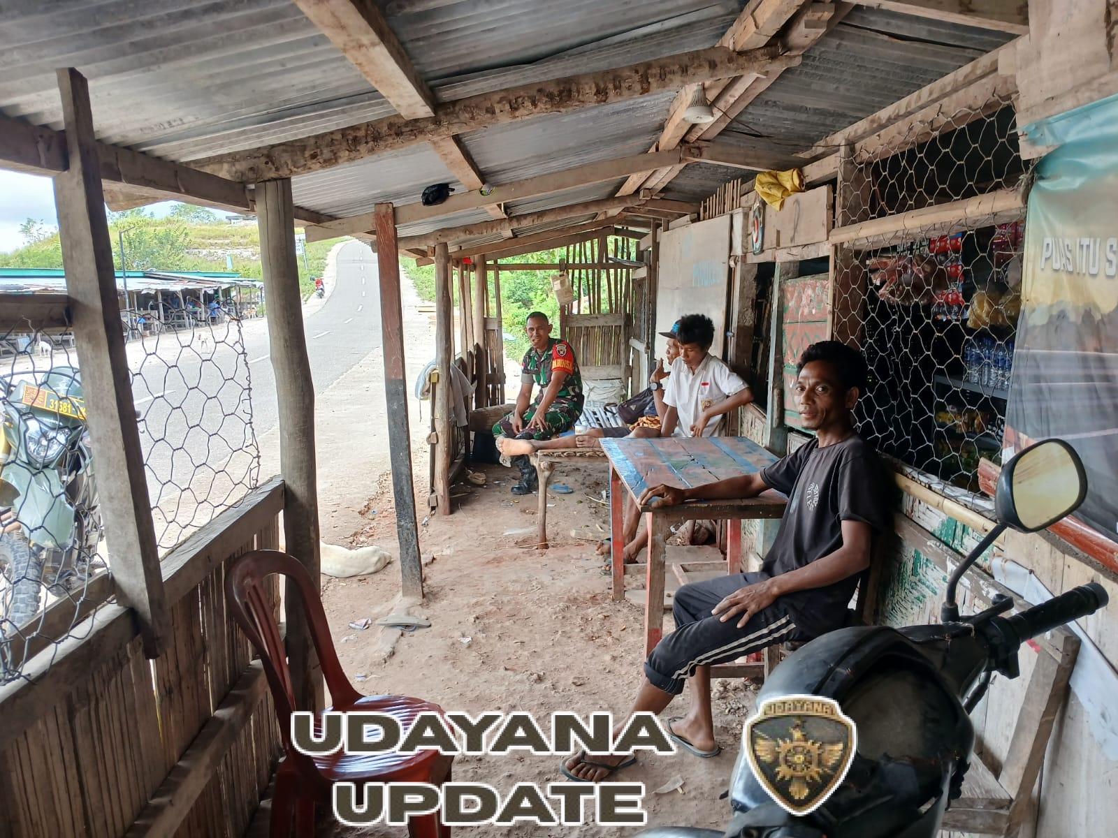 Cegah Pencurian Ternak, Babinsa Komsos dan Ajak Warga Aktif Ronda Malam