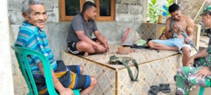 Tingkatkan Keamanan Wilayah, Babinsa Ende Lakukan Anjangsana dan Edukasi Warga