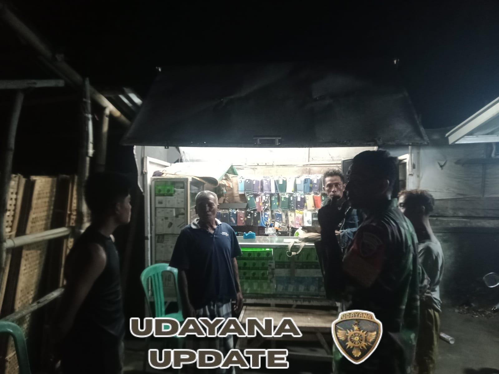 ‎Babinsa Desa Pijot Ajak Warga Jaga Keamanan dan Kebersihan Lingkungan Lewat Patroli Malam